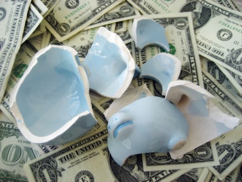 broken-piggy-bank-2